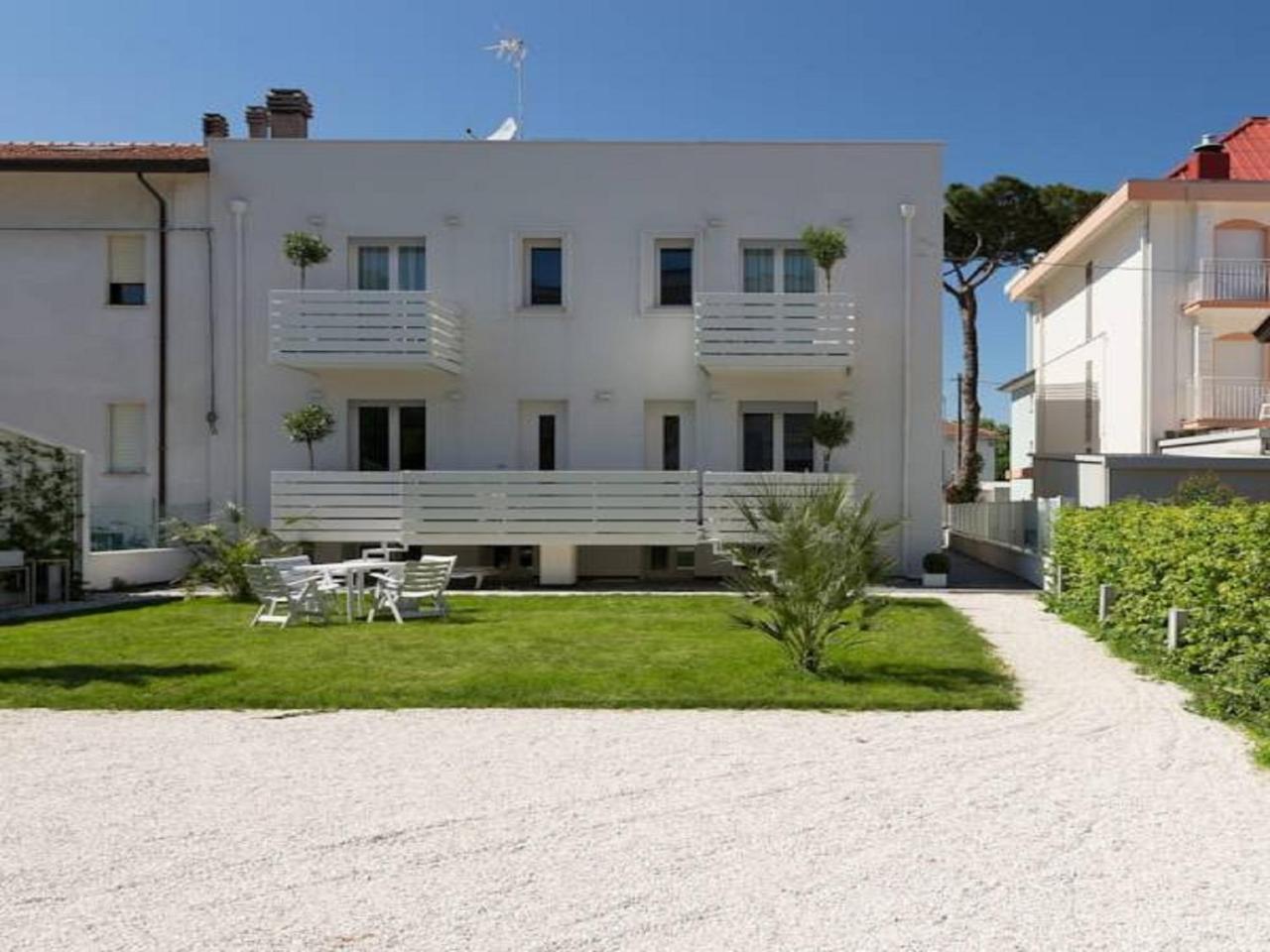 Residence Giardino Riccione Exterior foto