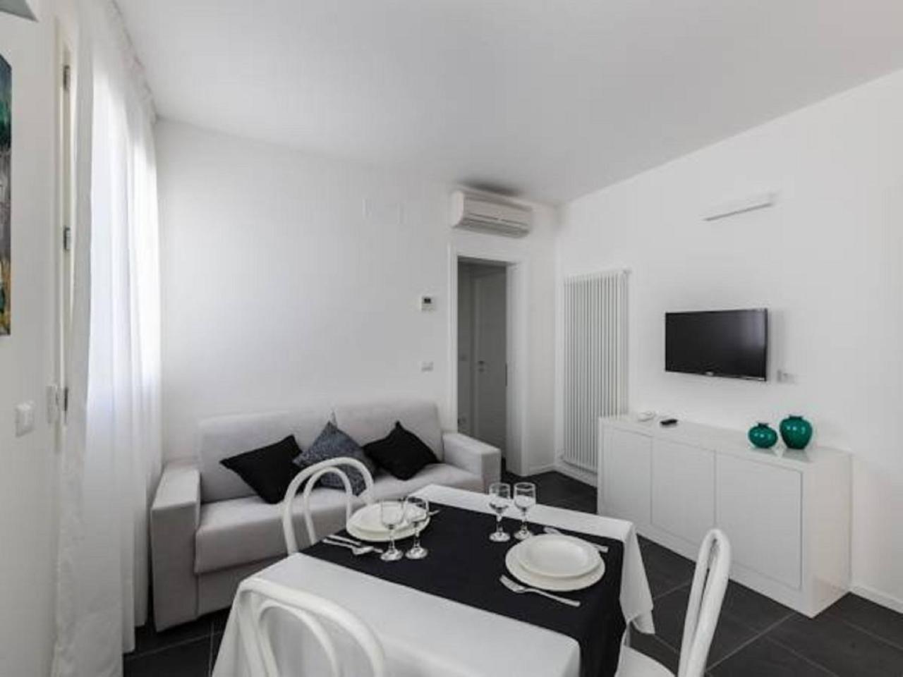 Residence Giardino Riccione Exterior foto